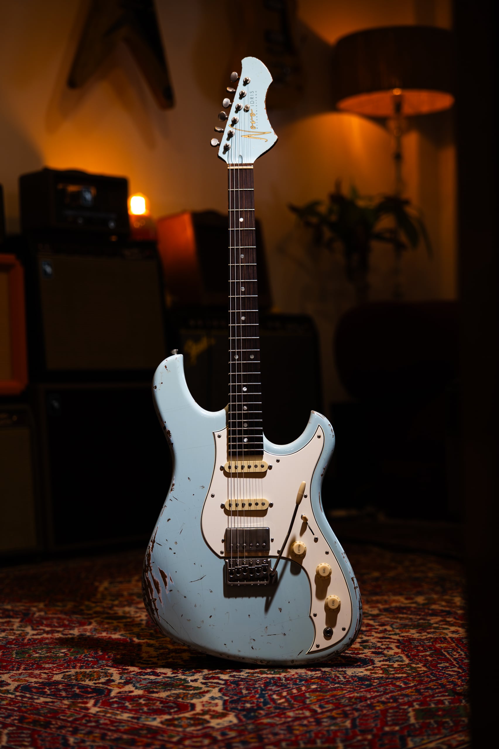 Novo Guitars Idris